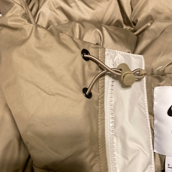 Nike Windrunner PrimaLoft Men’s Storm-fit Hooded Puffer Jacket - Khaki/Light Bon - Picture 8 of 13